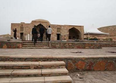 ab-garm-zefreh-varton درباره زفره